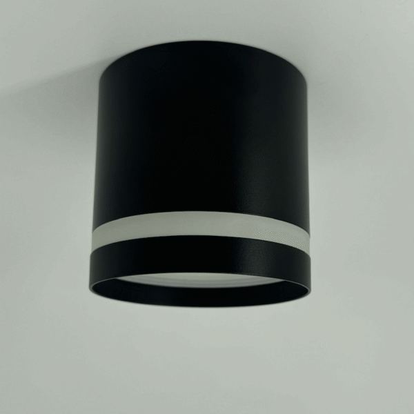 DNK შავი ზედაპირული წერტილოვანი სანათი GX53 ცვლადი ნათურით თანამედროვე და ელეგანტური განათება